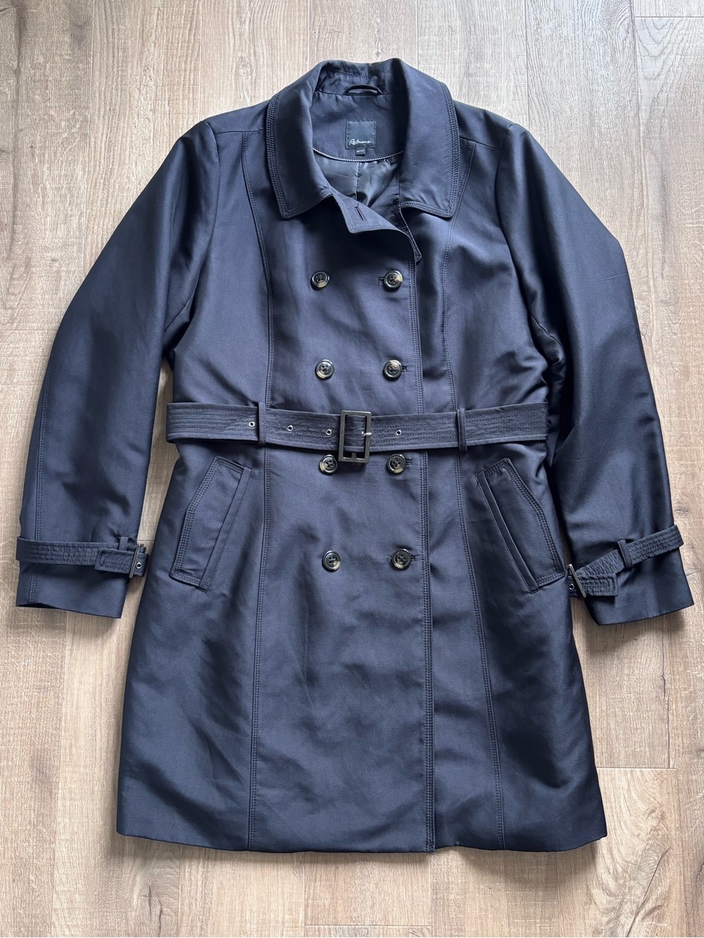 Reitmans Trench Coat in Black W/ Tie